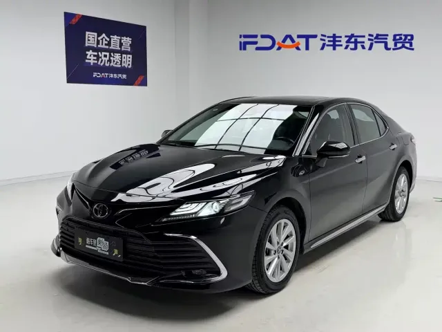 Фотография автомобиля — Toyota Camry