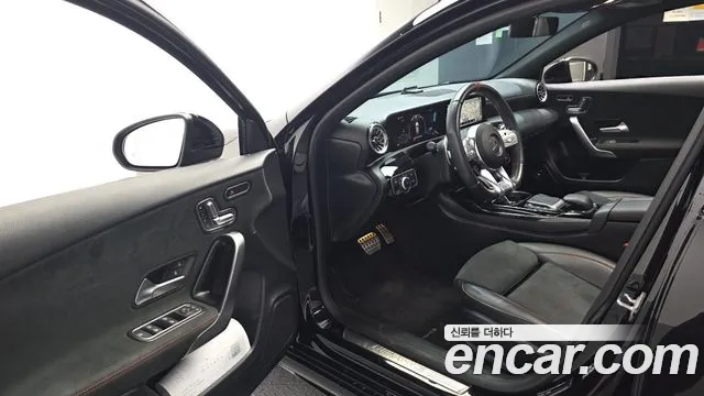 Mercedes-Benz A-Class W177 — Фото автомобиля 10