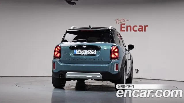 MINI Countryman — Фото автомобиля 3