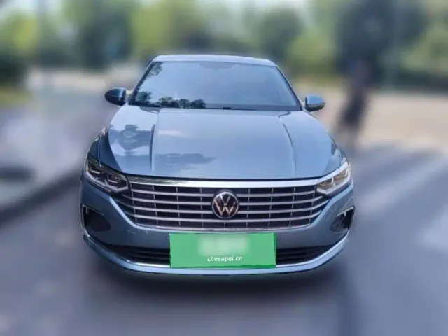 Volkswagen Lavida — Фото автомобиля 24