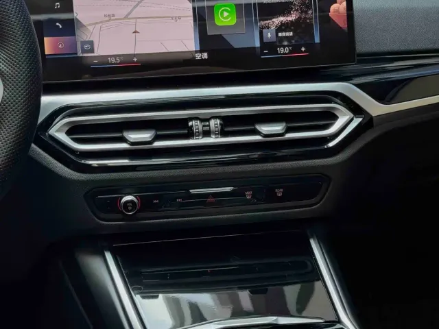 BMW 3 Series — Фото автомобиля 13