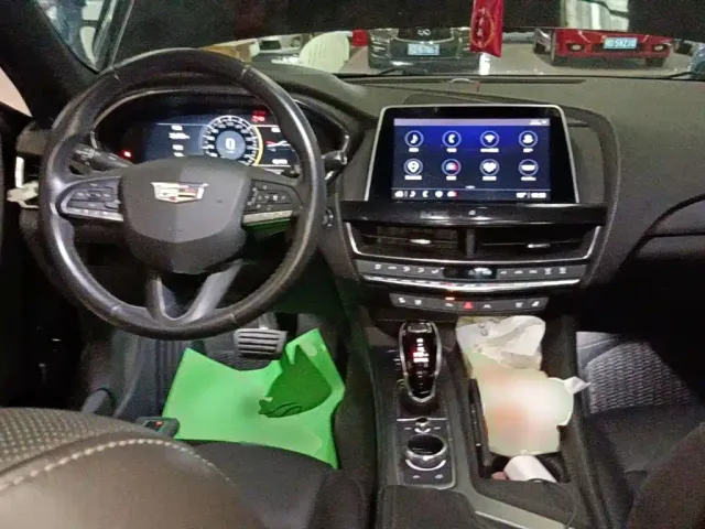 Cadillac CT5 — Фото автомобиля 9