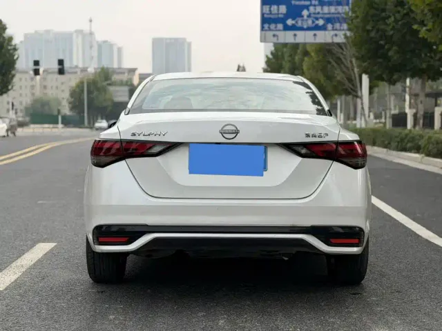 Nissan Sylphy — Фото автомобиля 8