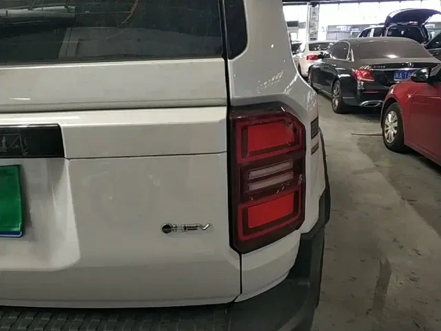 Toyota Prado — Фото автомобиля 7