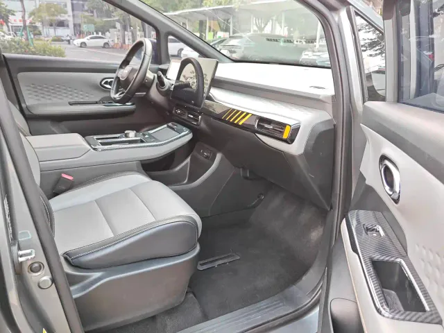 Aion AION Y 2022 80 Long Range Edition — Фото автомобиля 15