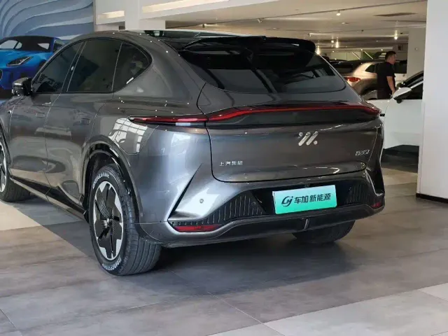 IM Motors LS7 — Фото автомобиля 8