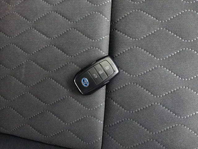 Toyota Corolla — Фото автомобиля 4
