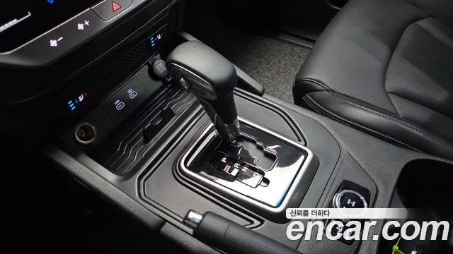 KG_Mobility_Ssangyong Rexton Новый Rexton Sport Дизель 2.2 4WD — Фото автомобиля 9