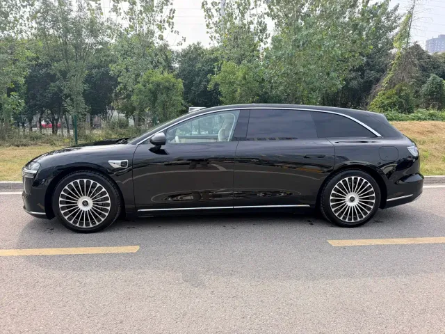 Stelato S9T — Фото автомобиля 3