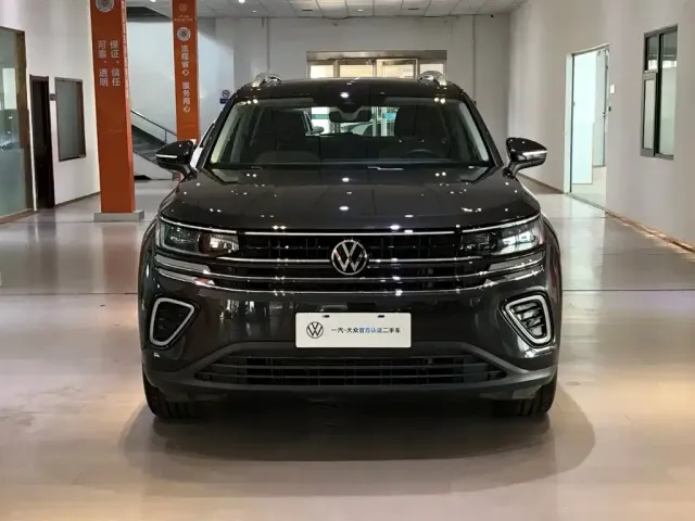 Volkswagen Talagon — Фото автомобиля 2