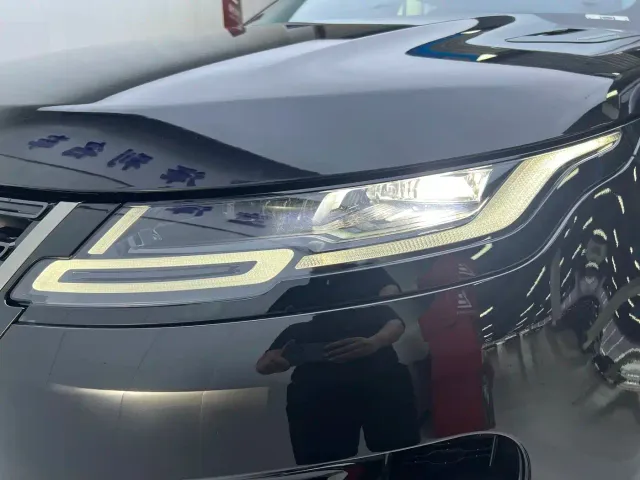 Land Rover Range Rover Evoque — Фото автомобиля 18