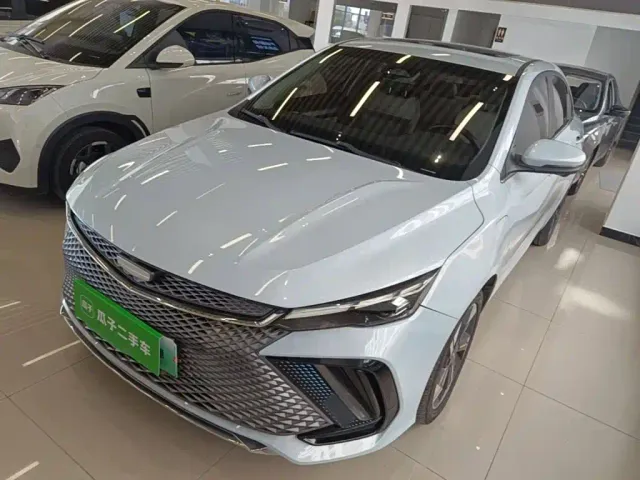 Фотография автомобиля — Geely Emgrand L