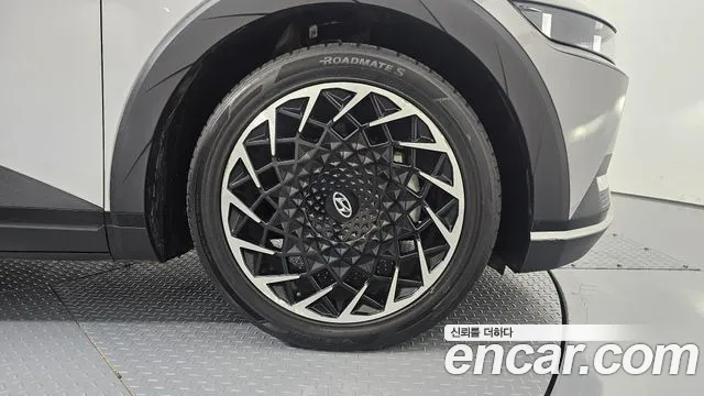 Hyundai Ioniq 5 — Фото автомобиля 6