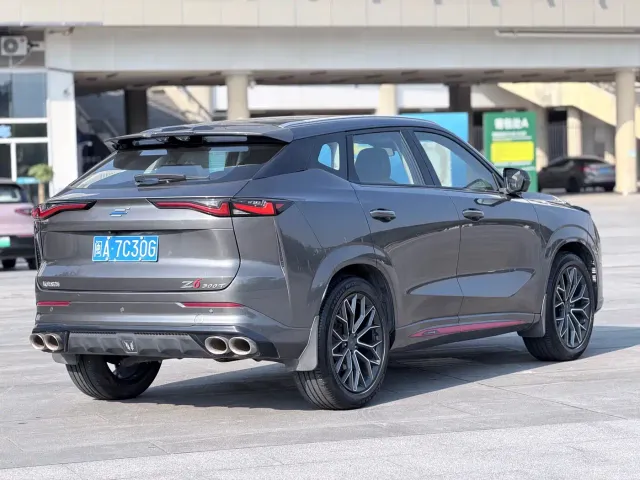 Changan Z6 — Фото автомобиля 4