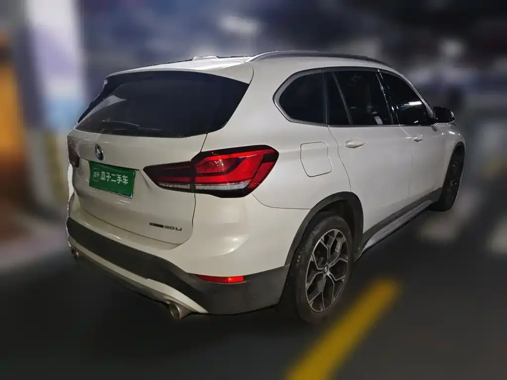 BMW BMW X1 2022 sDrive20Li Premium — Фото автомобиля 4