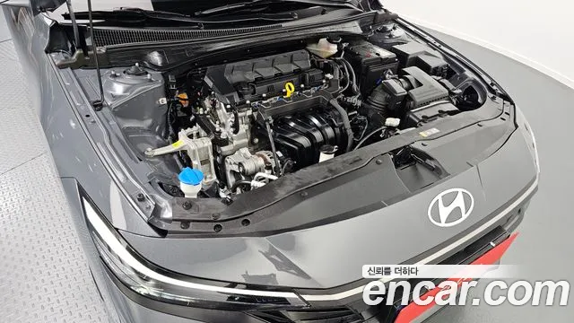 Hyundai Avante CN7 — Фото автомобиля 6