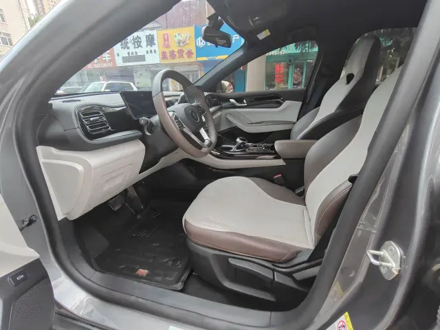 BYD Qin PLUS — Фото автомобиля 7