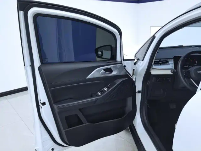 Geely Geometry E Firefly — Фото автомобиля 7