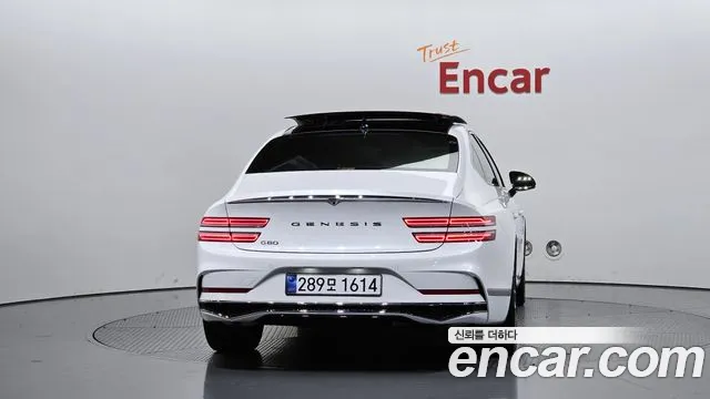 Genesis G80 RG3 — Фото автомобиля 4