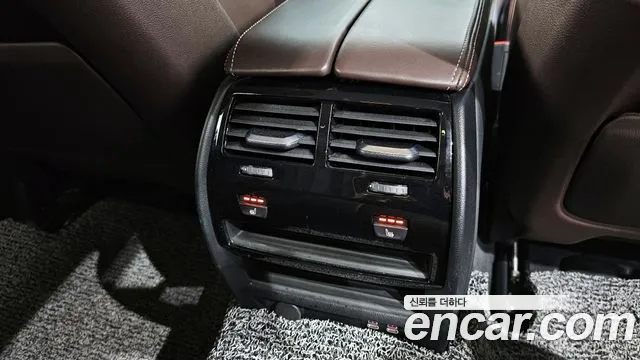 BMW 5-Series 5 серия (G30) 523d xDrive Luxury — Фото автомобиля 19