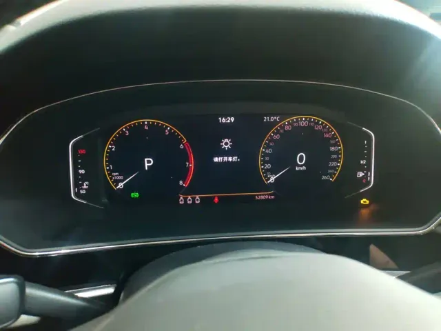 Volkswagen Passat — Фото автомобиля 10