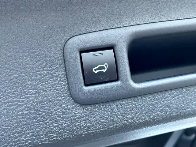 Toyota Sienna — Фото автомобиля 26