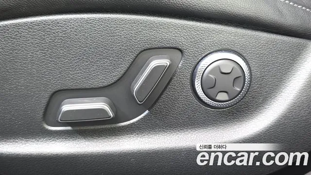 Genesis G80 Бензин 3.5 турбо AWD — Фото автомобиля 24