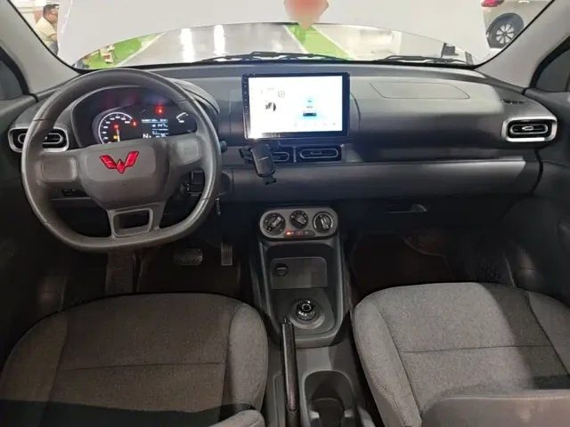 Wuling Hongguang — Фото автомобиля 9