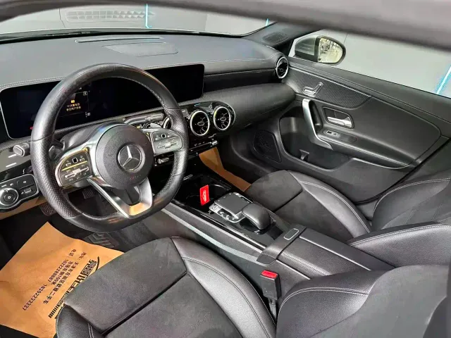 Mercedes-Benz A-Class — Фото автомобиля 11
