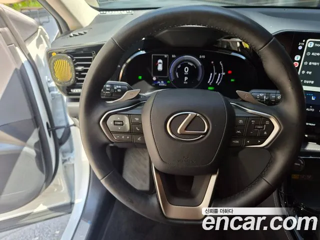 Lexus NX — Фото автомобиля 17