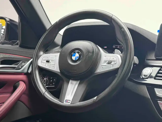 BMW 5 Series — Фото автомобиля 14