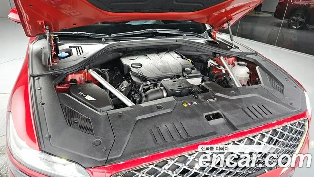 Genesis GV70 2.5T Бензин 2WD — Фото автомобиля 5