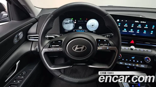 Hyundai AVANTE Новый Avante (CN7) — Фото автомобиля 12