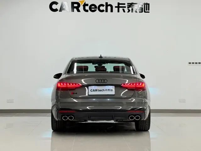 Audi S4 — Фото автомобиля 4