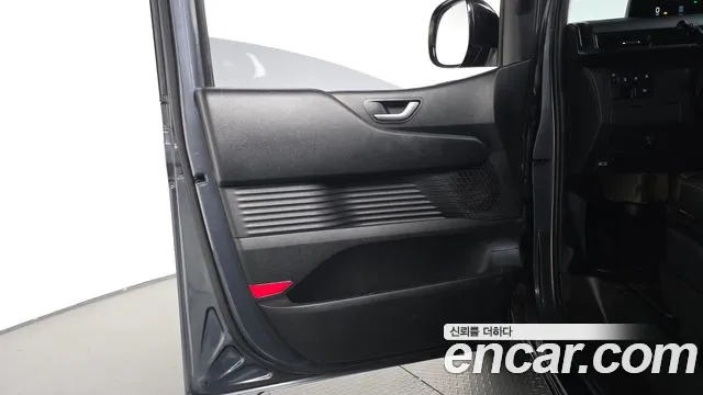 Hyundai Staria — Фото автомобиля 14