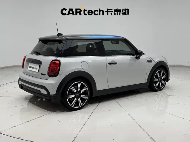 MINI Hatch — Фото автомобиля 5