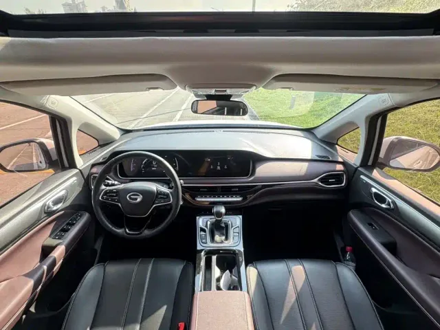 GAC Trumpchi M6 — Фото автомобиля 4