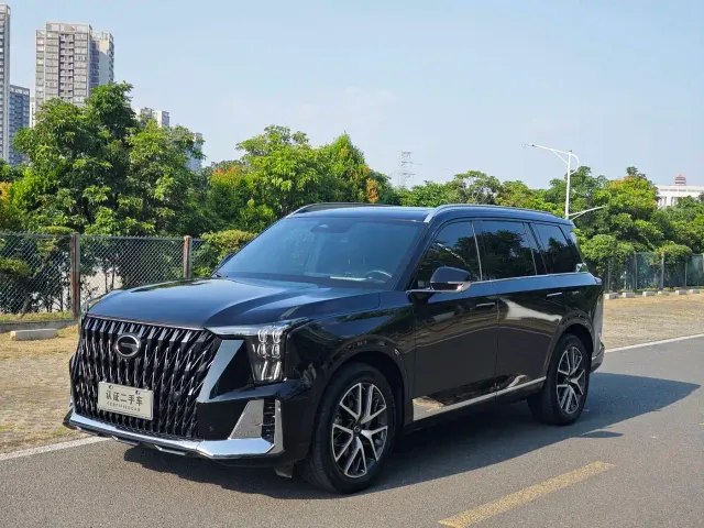 Фотография автомобиля — GAC Trumpchi GS8