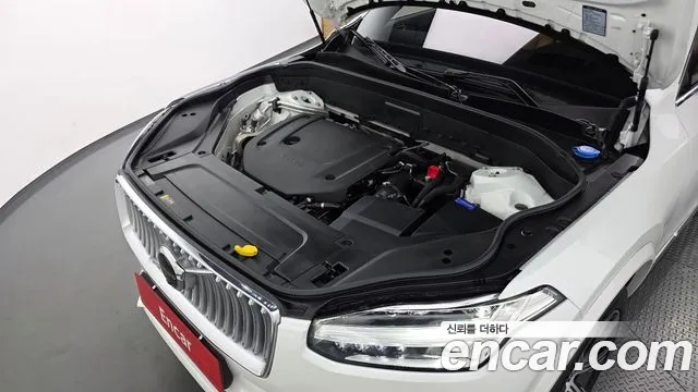 Вольво XC90 — Фото автомобиля 6