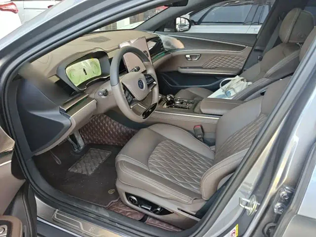 BYD Han — Фото автомобиля 14