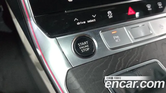 Audi A6 45 TFSI quattro Premium — Фото автомобиля 26