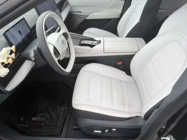 Dongfeng eπ 007 — Фото автомобиля 11