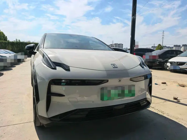 Фотография автомобиля — Zeekr X