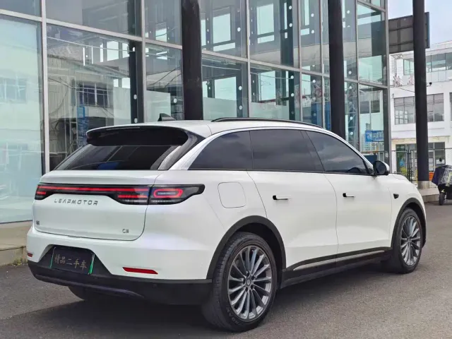 Leapmotor C11 — Фото автомобиля 9