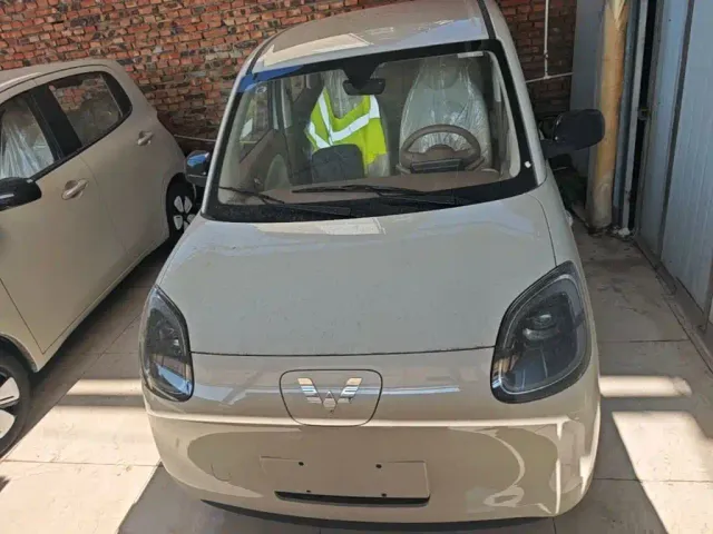 Wuling Hongguang Mini EV — Фото автомобиля 2