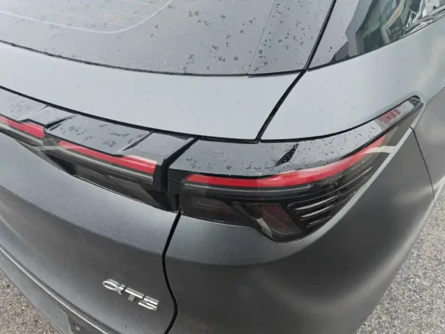Arcfox Alpha T5 — Фото автомобиля 7