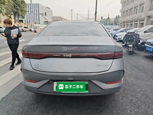 BYD Qin PLUS — Фото автомобиля 3