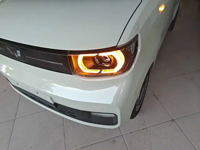 Wuling Hongguang Mini EV — Фото автомобиля 23