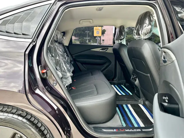 Wuling Starlight — Фото автомобиля 18