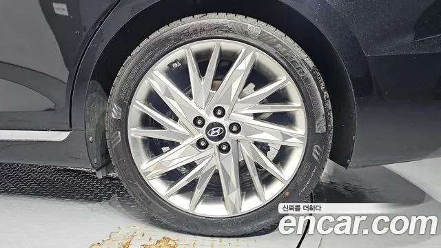 Hyundai Grandeur New — Фото автомобиля 21